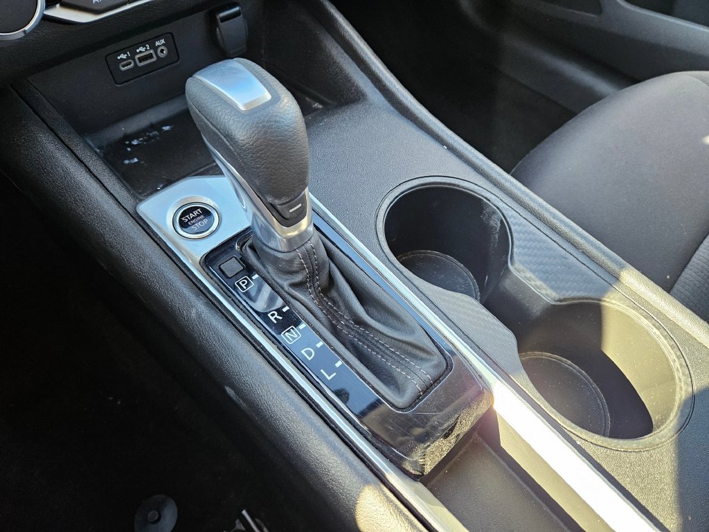 Used 2025 Nissan Altima 2.5 SV FWD image 23
