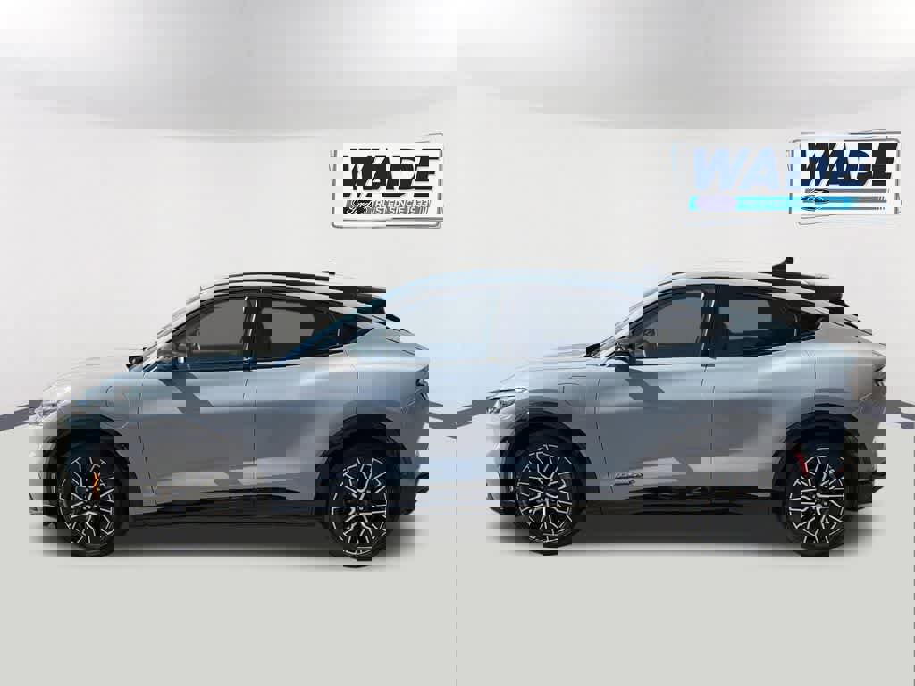 Certified 2024 Ford Mustang Mach-E Premium image 8