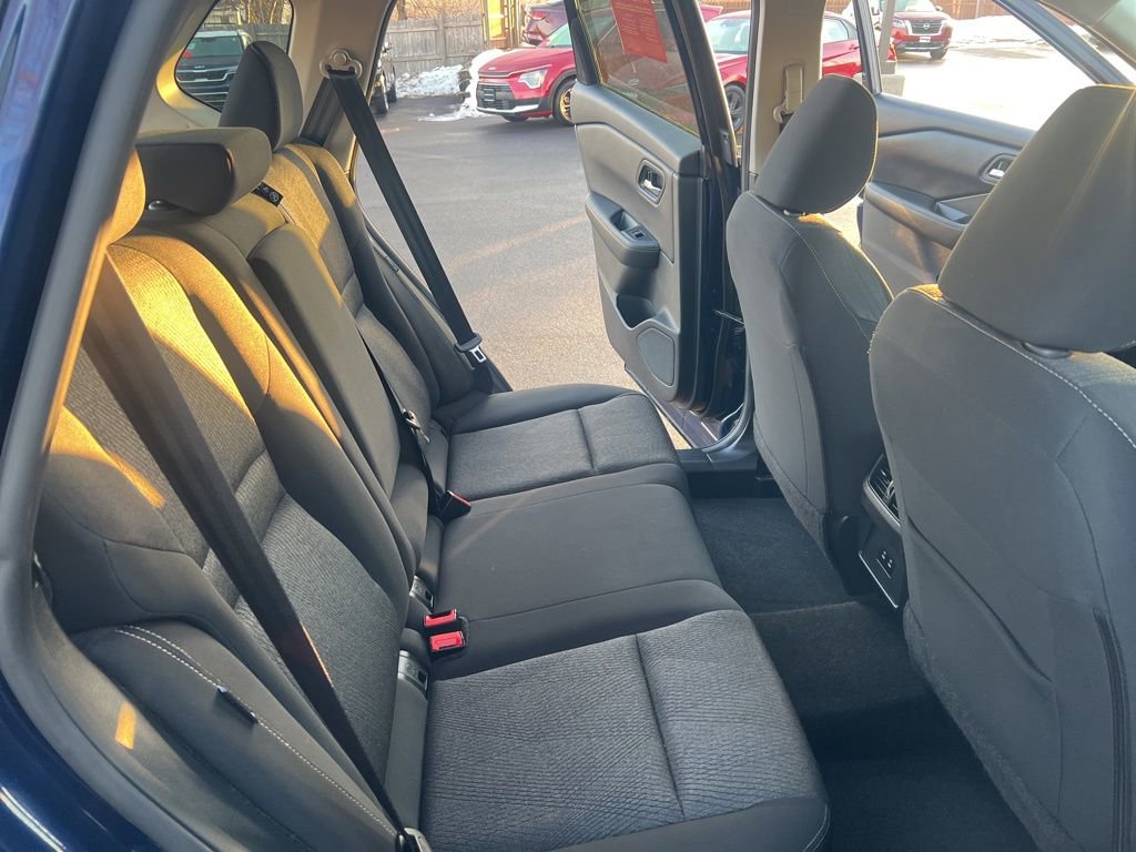 Certified 2024 Nissan Rogue SV image 15