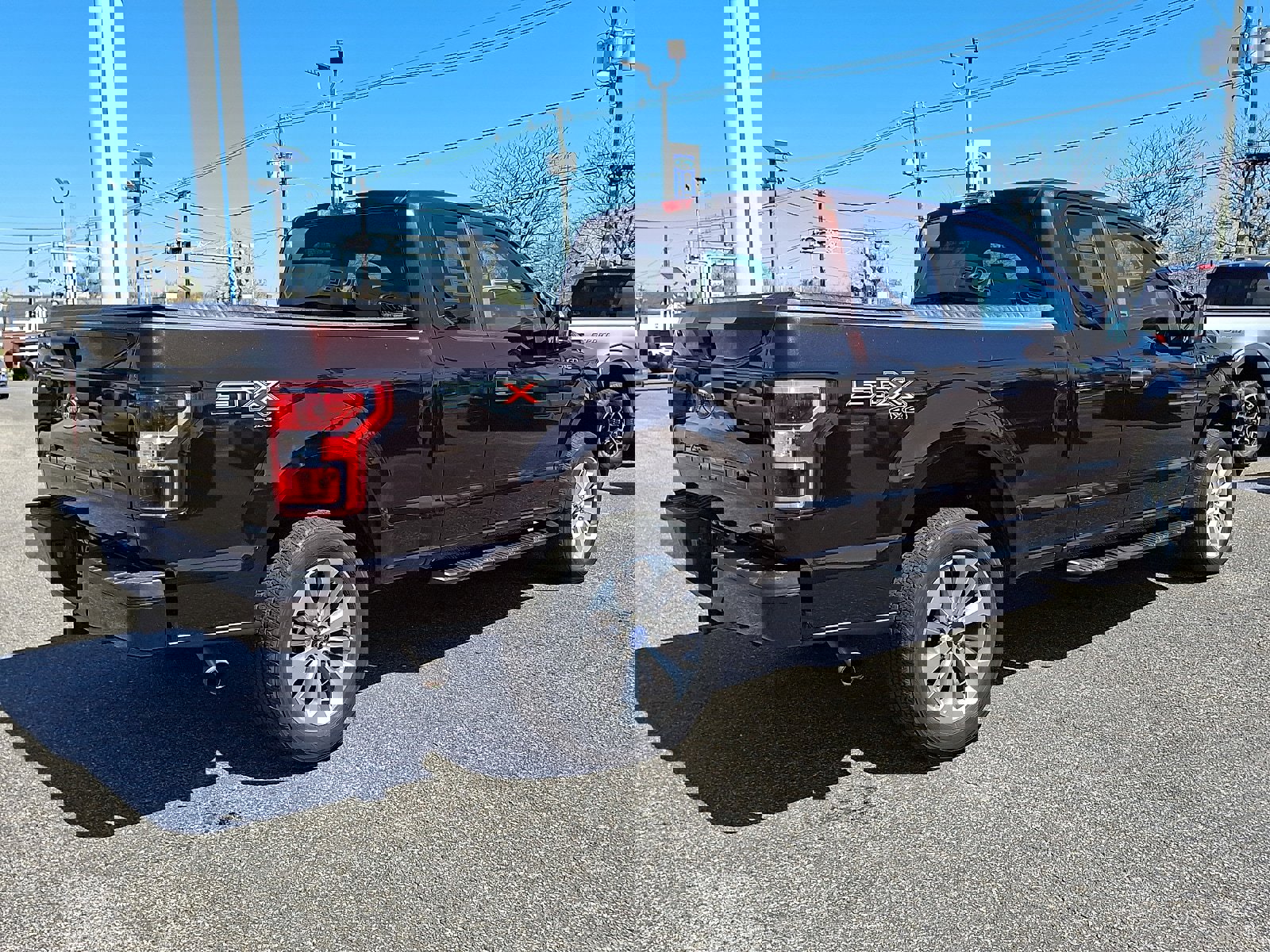 Used 2018 Ford F150 XL w/ Equipment Group 101A Mid image 6