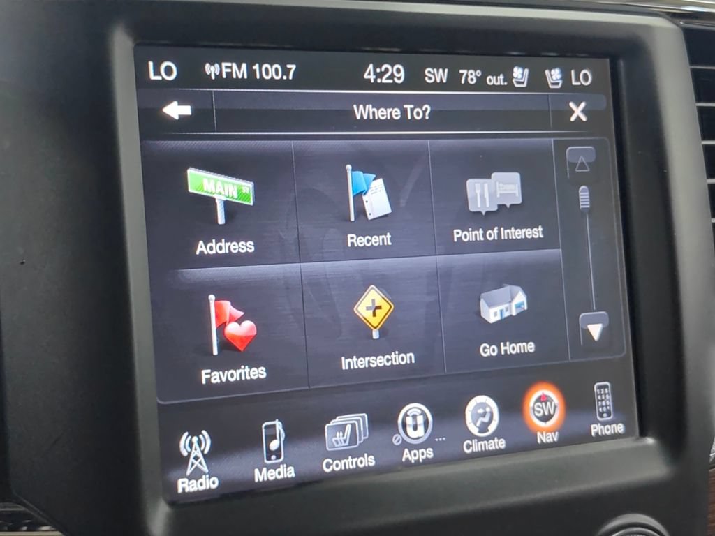Used 2017 RAM 1500 Laramie w/ Convenience Group AWD/4WD image 39