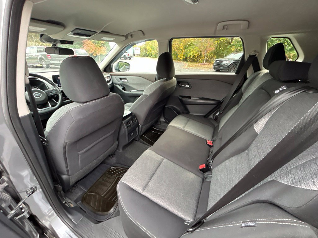 Used 2021 Nissan Rogue SV AWD/4WD image 28