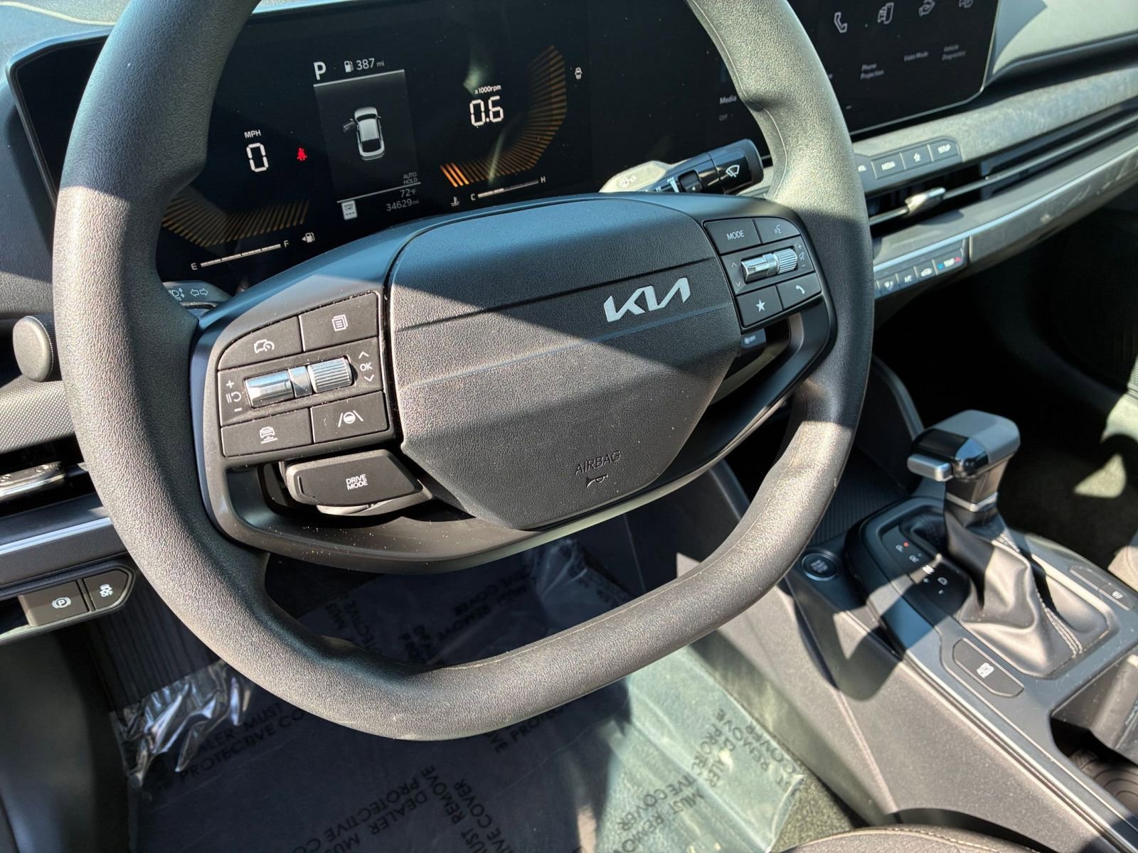 Used 2025 Kia K4 FWD image 27