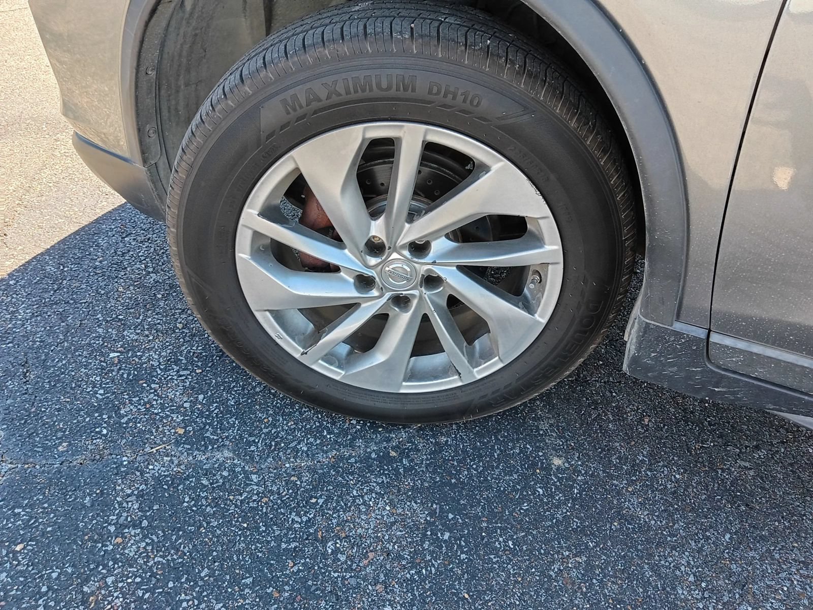 Used 2018 Nissan Rogue S FWD image 17