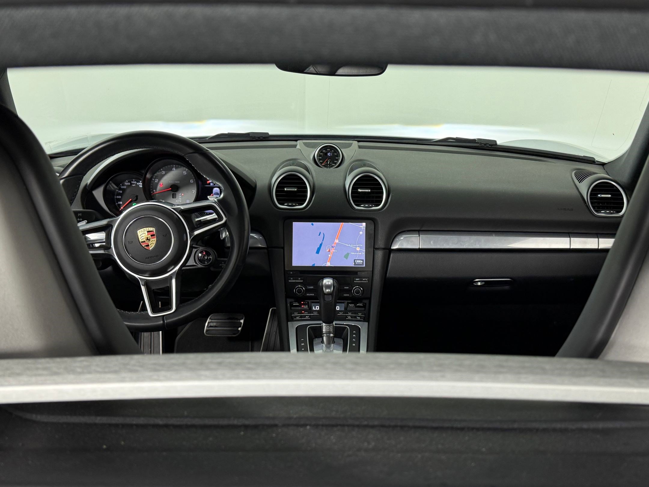 Used 2017 Porsche 718 Cayman S image 17