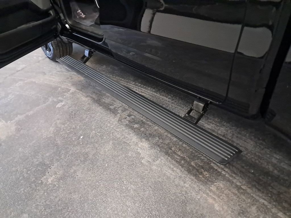 New 2026 RAM 1500 Laramie w/ Night Edition image 8