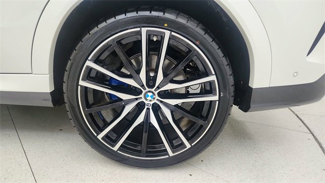 Used 2023 BMW X6 xDrive40i w/ Executive Package image 65