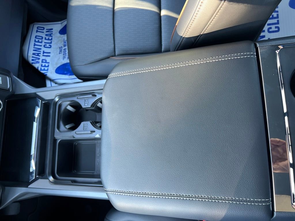 New 2026 Ford F350 Lariat w/ Black Appearance Package image 35