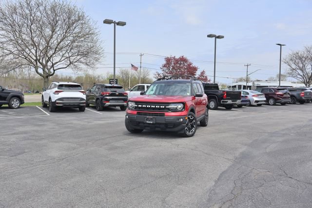 Used 2021 Ford Bronco Sport Outer Banks AWD/4WD image 2