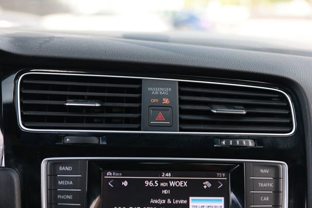 Used 2015 Volkswagen Golf R 4-Door AWD/4WD image 37