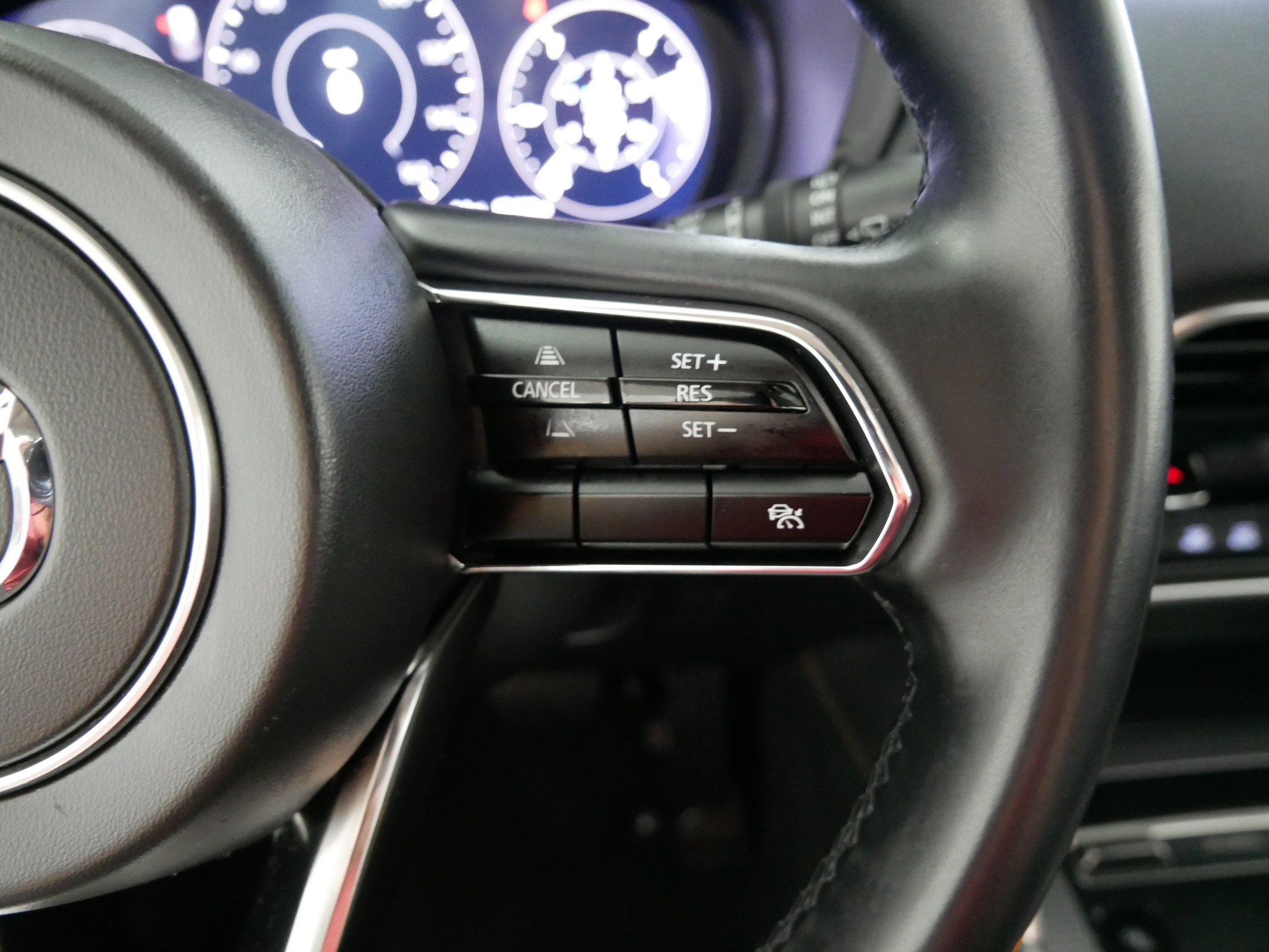 Certified 2024 MAZDA CX-90 Plug-In Hybrid w/ Premium Pkg AWD/4WD image 28