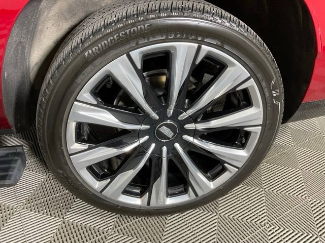 Certified 2025 Cadillac Escalade Premium Luxury Platinum image 41