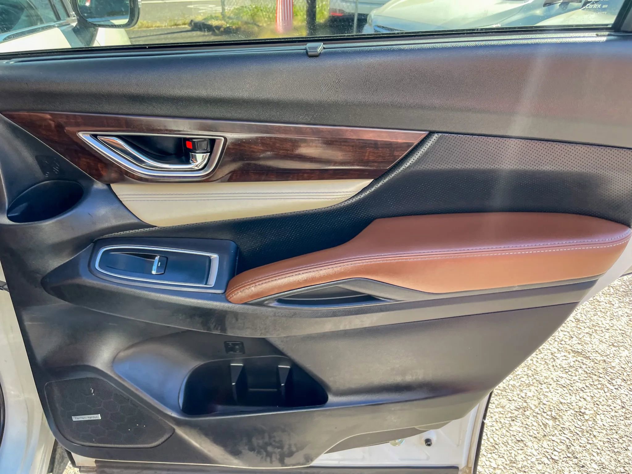 Used 2020 Subaru Ascent Touring image 27