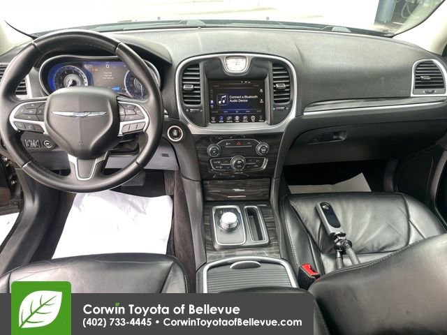 Used 2016 Chrysler 300 Limited image 12