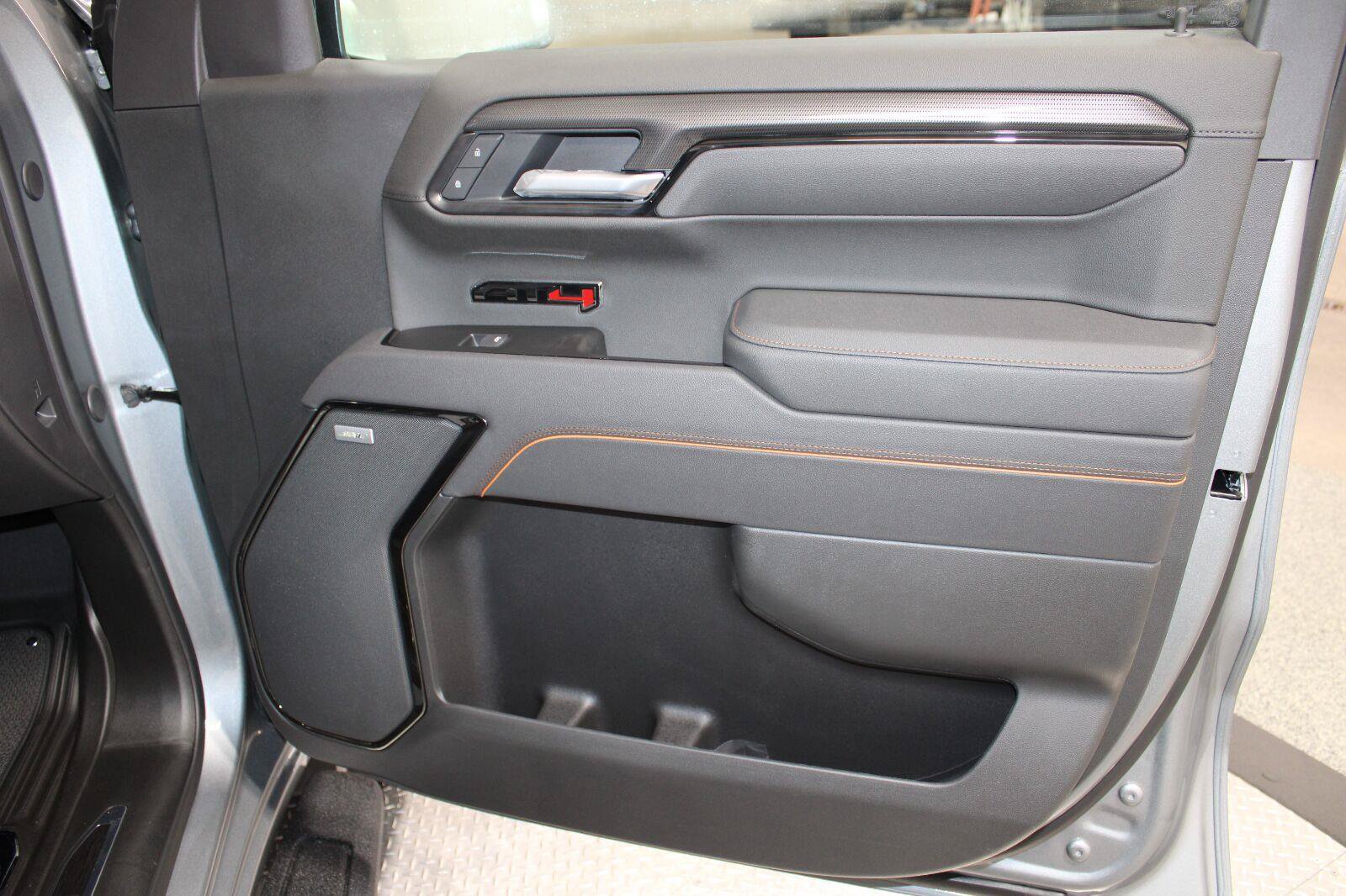New 2026 GMC Sierra 1500 AT4 w/ AT4 Premium Package AWD/4WD image 18