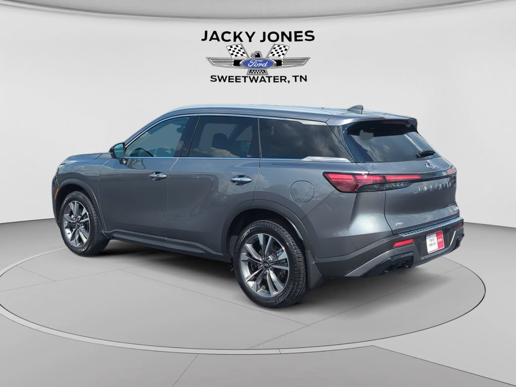Used 2023 INFINITI QX60 Luxe w/ Cargo Package AWD/4WD image 3