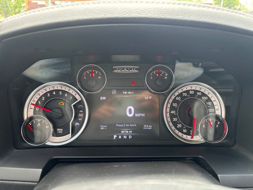 Used 2016 RAM 1500 Laramie AWD/4WD image 27