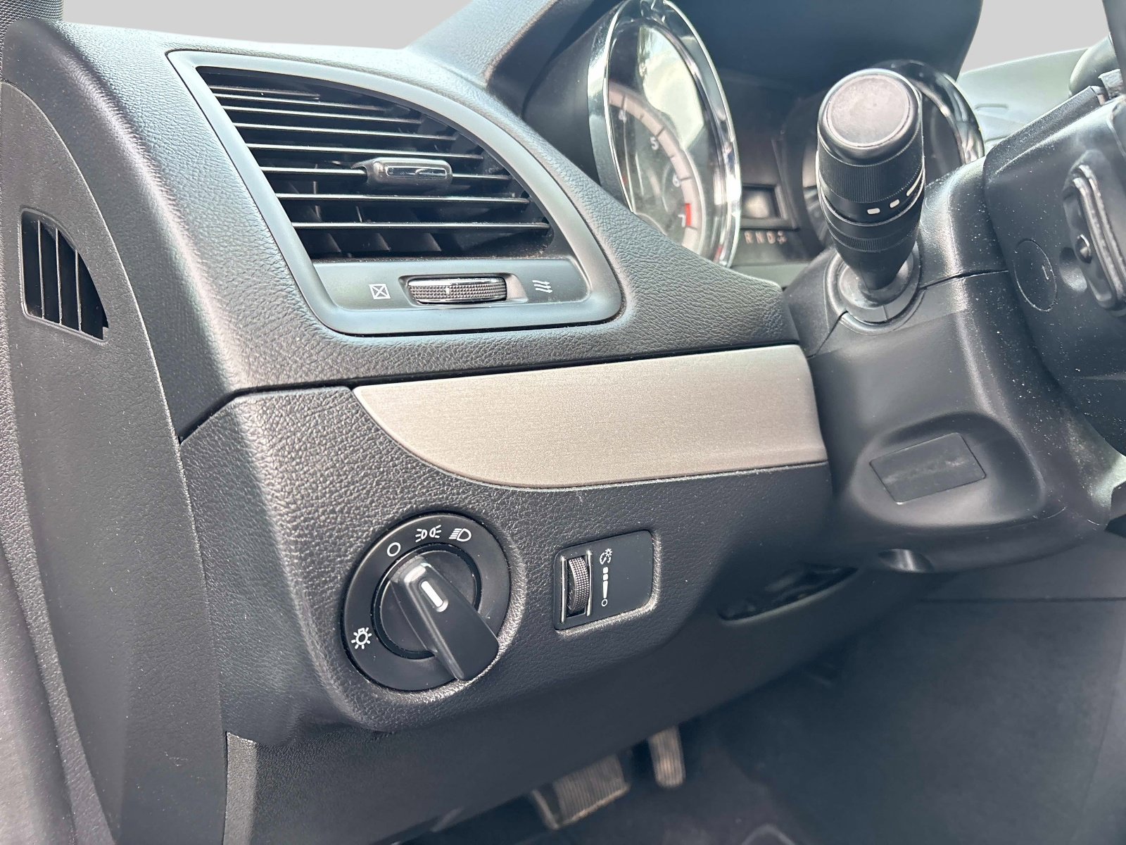 Used 2015 Dodge Grand Caravan SE w/ Quick Order Package 29E SE image 20