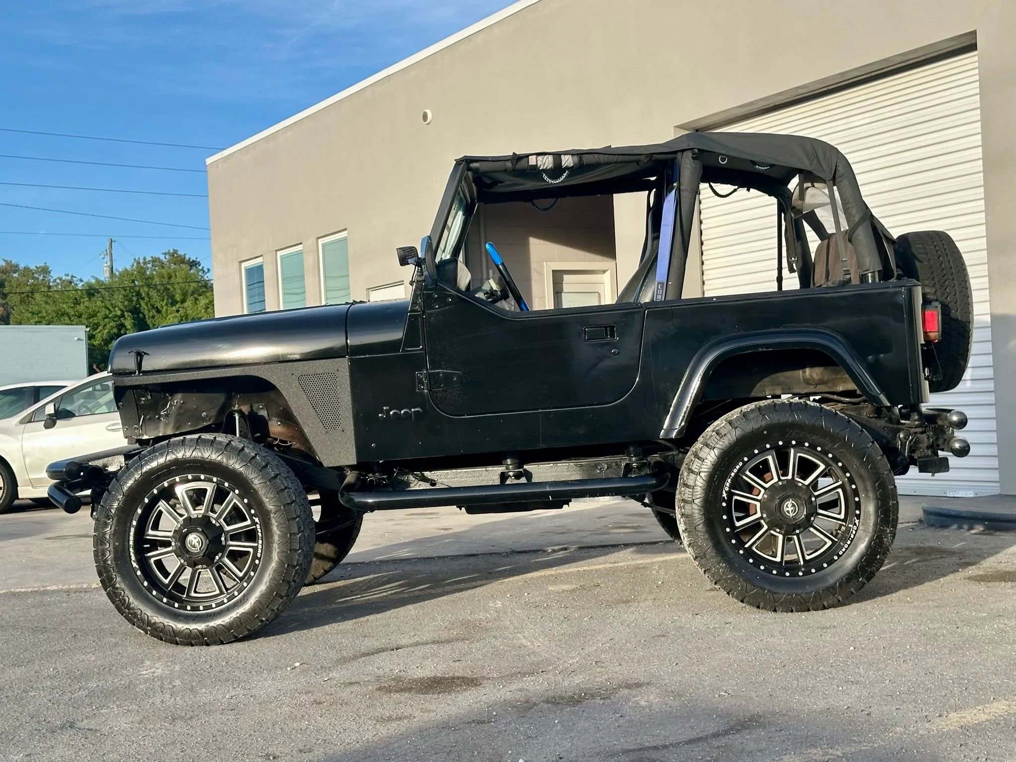 Used 1993 Jeep Wrangler S image 2