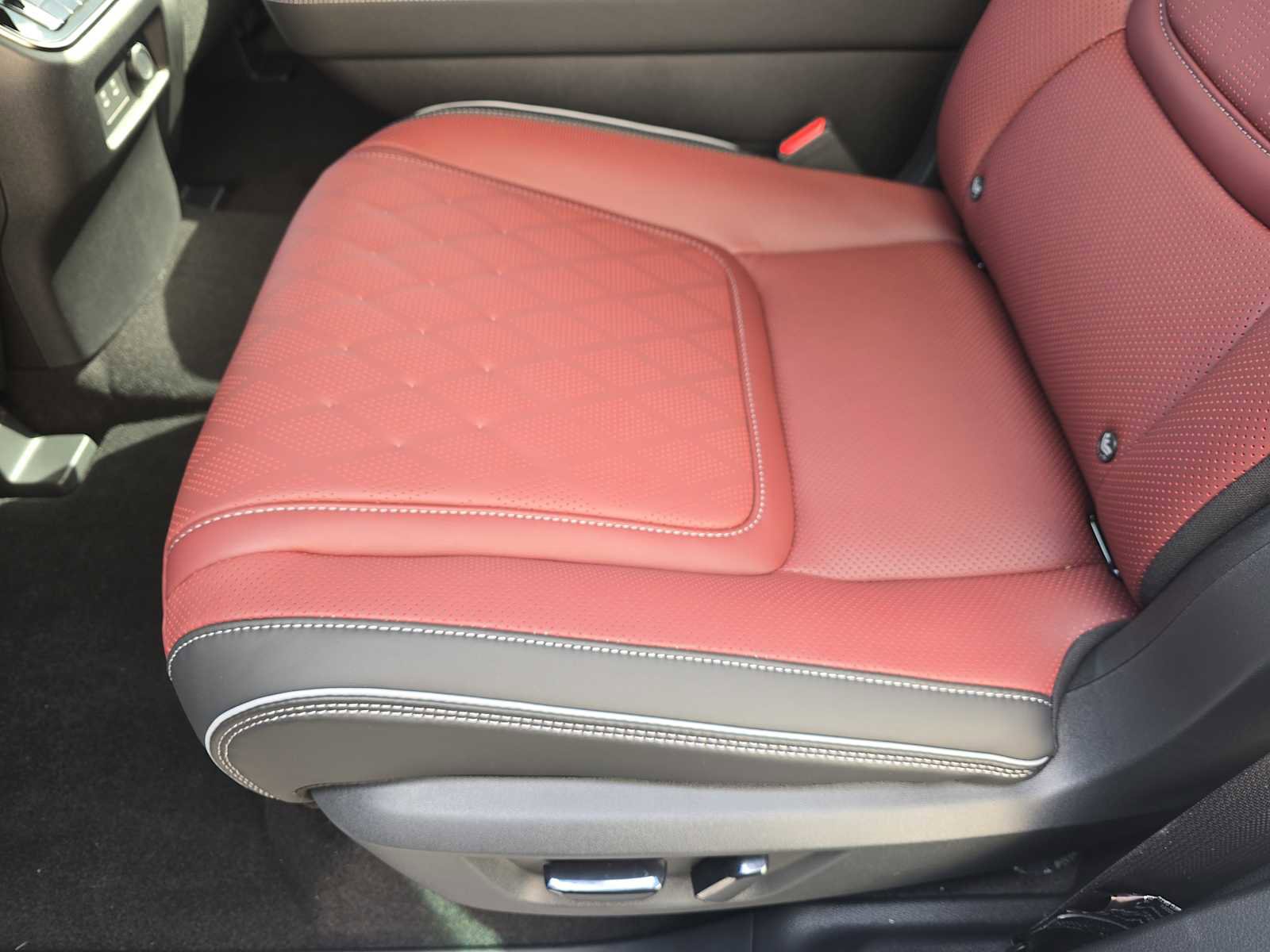 New 2026 INFINITI QX80 Autograph w/ Premium Cargo Package image 14