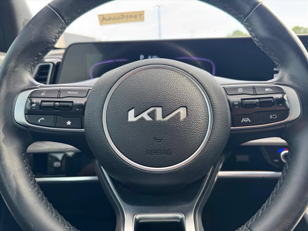 Certified 2025 Kia Sportage X-Line AWD/4WD image 16