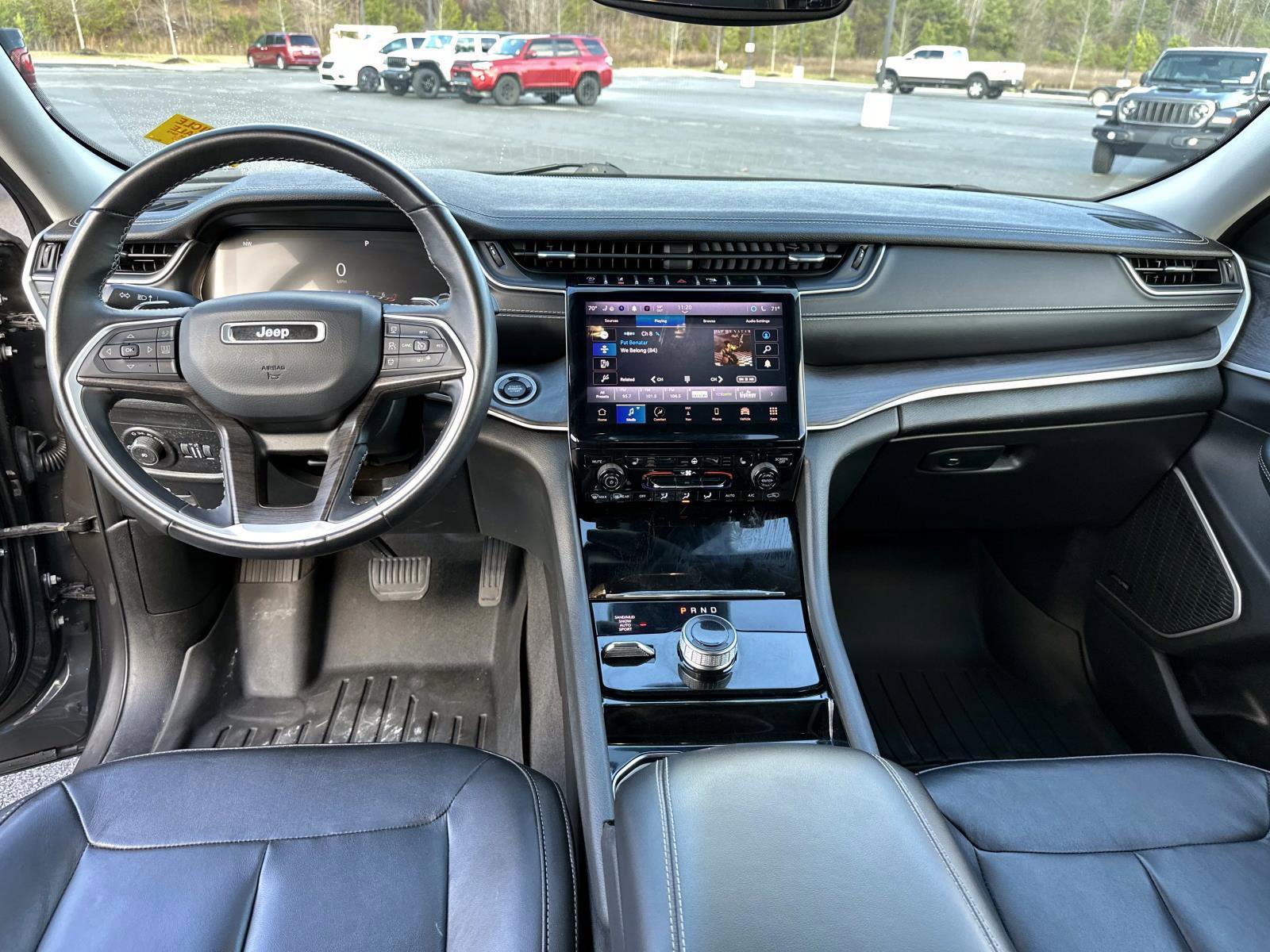 Used 2022 Jeep Grand Cherokee L Limited image 18