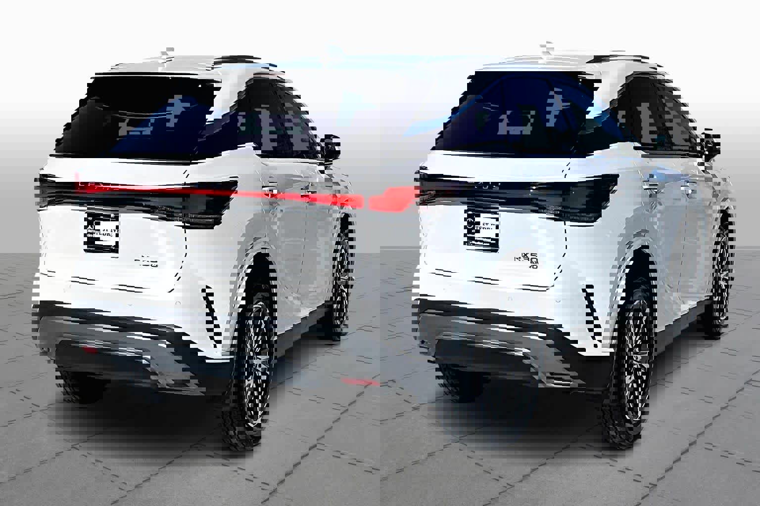 Used 2024 Lexus RX 350 Premium w/ Convenience Package image 11