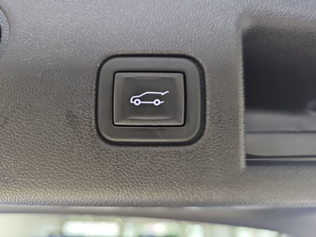 Certified 2024 Chevrolet Equinox LT w/ LPO, Floor Liner Package AWD/4WD image 17