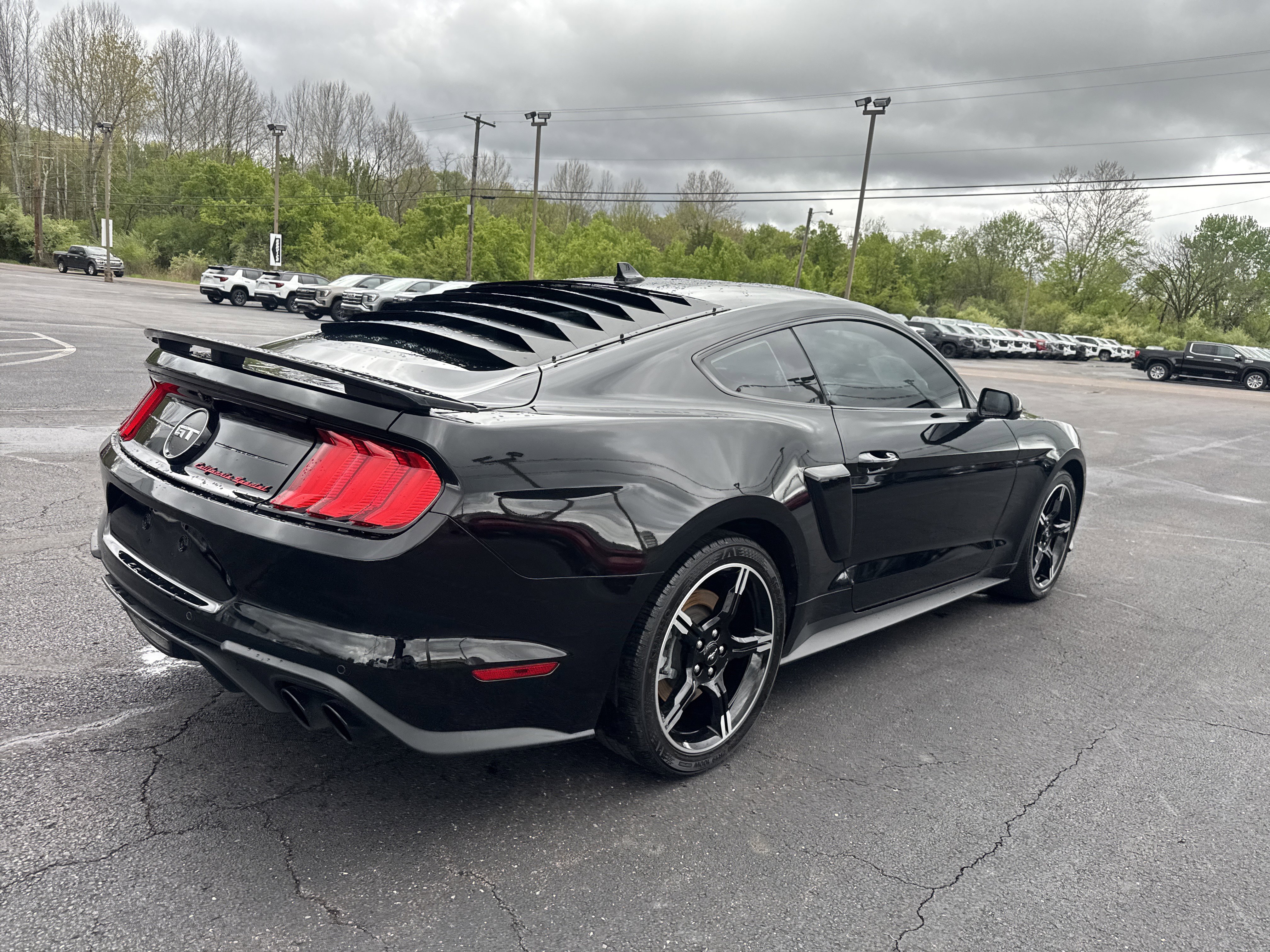 Used 2021 Ford Mustang GT Premium w/ California Special Package RWD image 3