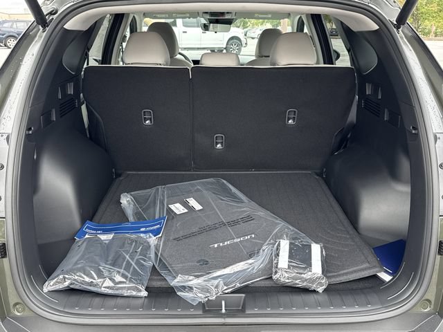 New 2026 Hyundai Tucson SEL FWD image 16