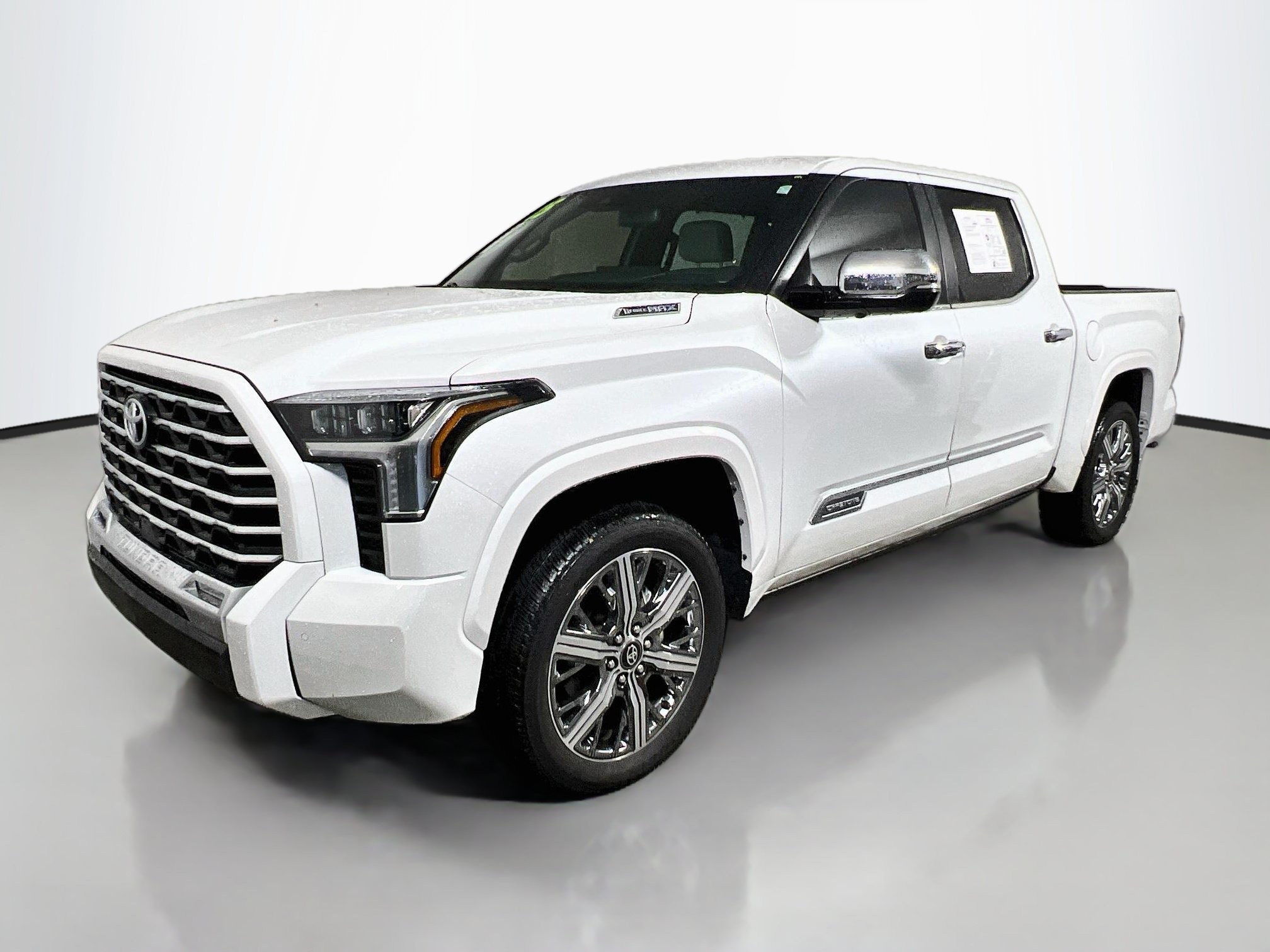Used 2025 Toyota Tundra Capstone AWD/4WD image 9