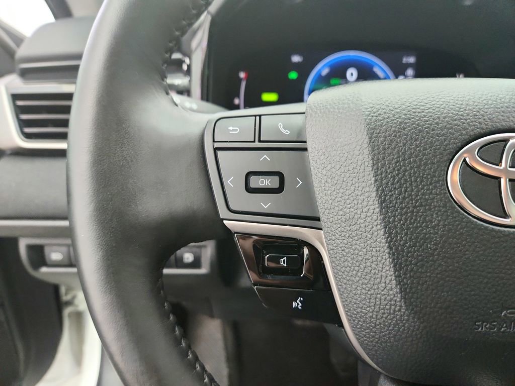 Used 2025 Toyota Camry LE w/ Convenience Package image 23