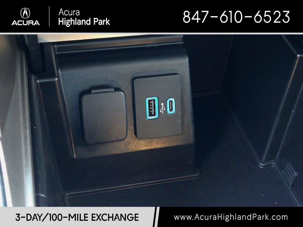 Used 2020 Ford Explorer Platinum w/ Premium Technology Package AWD/4WD image 41