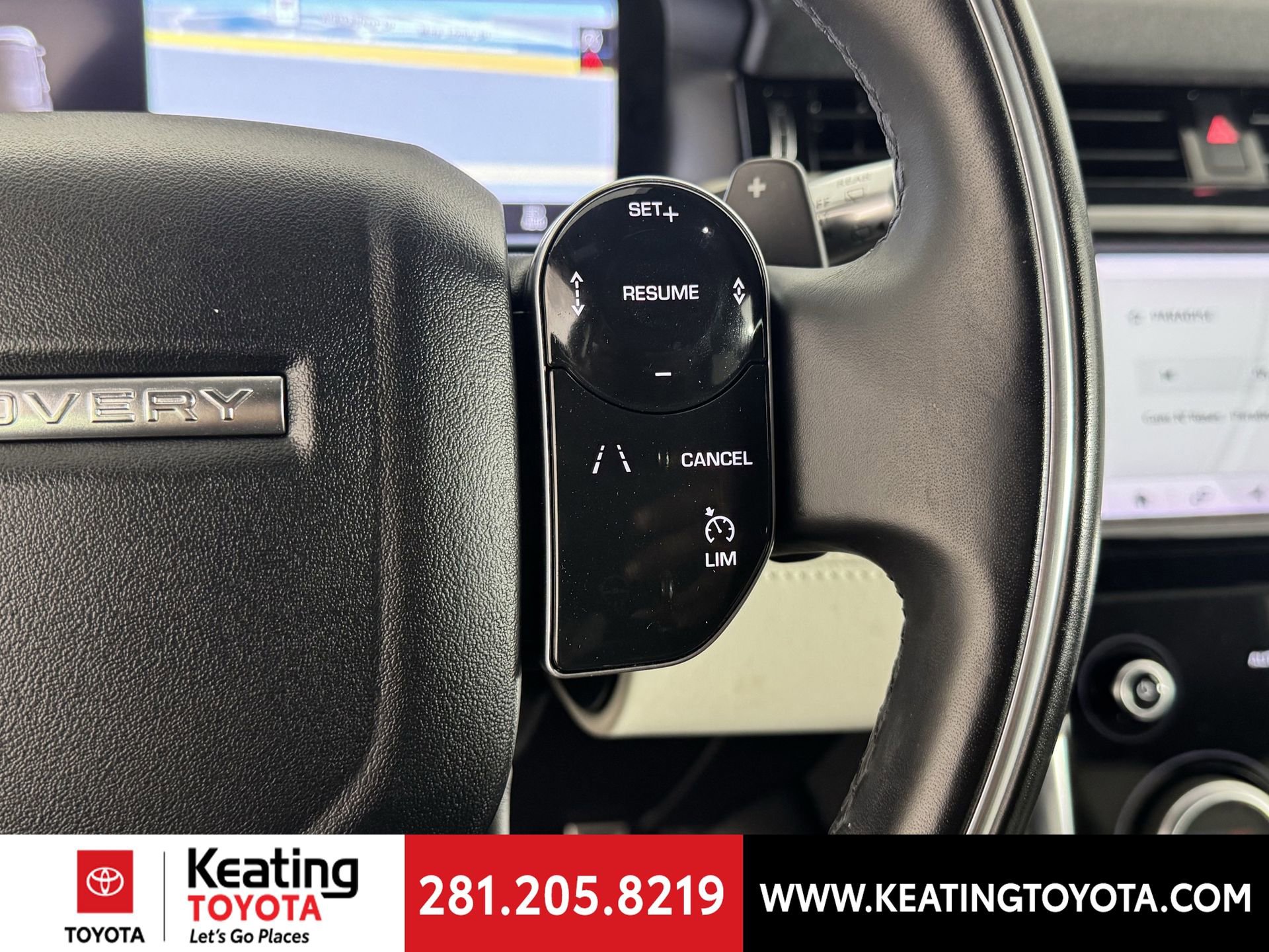 Used 2020 Land Rover Discovery Sport SE R-Dynamic image 28