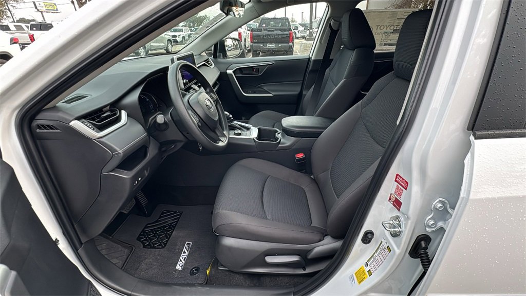 New 2025 Toyota RAV4 LE image 18