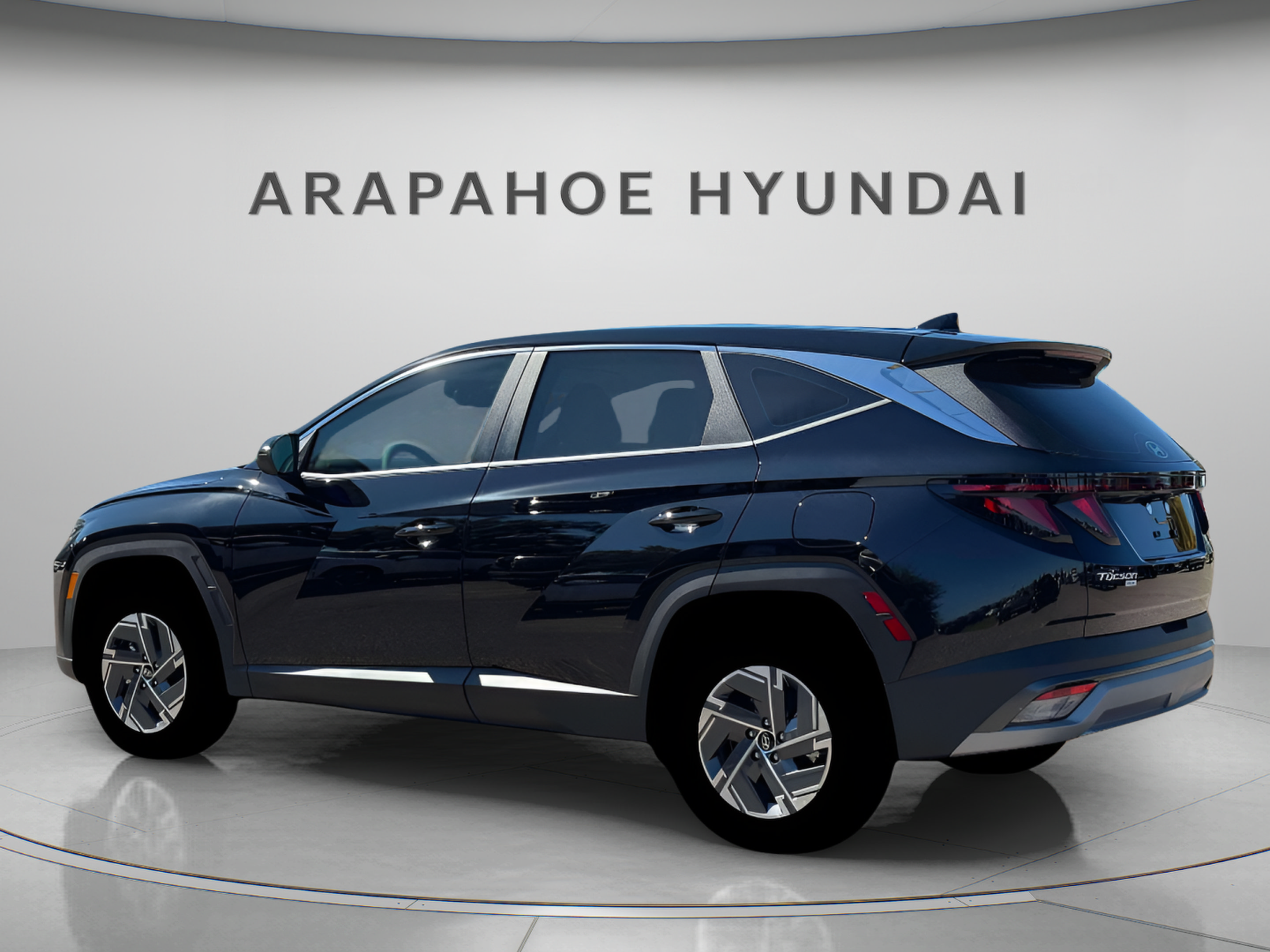 New 2026 Hyundai Tucson Blue SE w/ Tow & Go Package AWD/4WD image 3