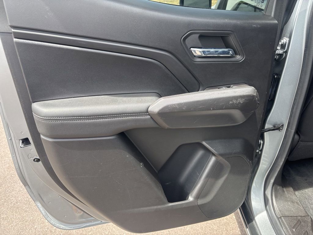 Used 2023 Chevrolet Colorado LT w/ LT Convenience Package II RWD image 12