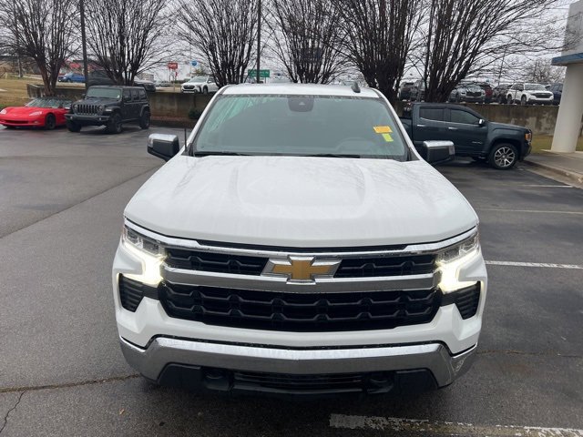 Used 2022 Chevrolet Silverado 1500 LT w/ Z71 Off-Road Package image 9