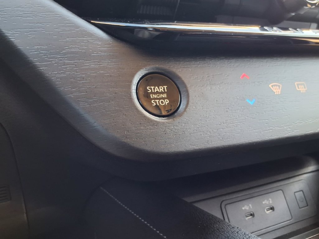 Used 2025 Nissan Murano SL AWD/4WD image 25