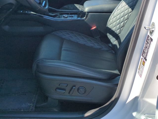 Certified 2023 Kia Sorento SX AWD/4WD image 16