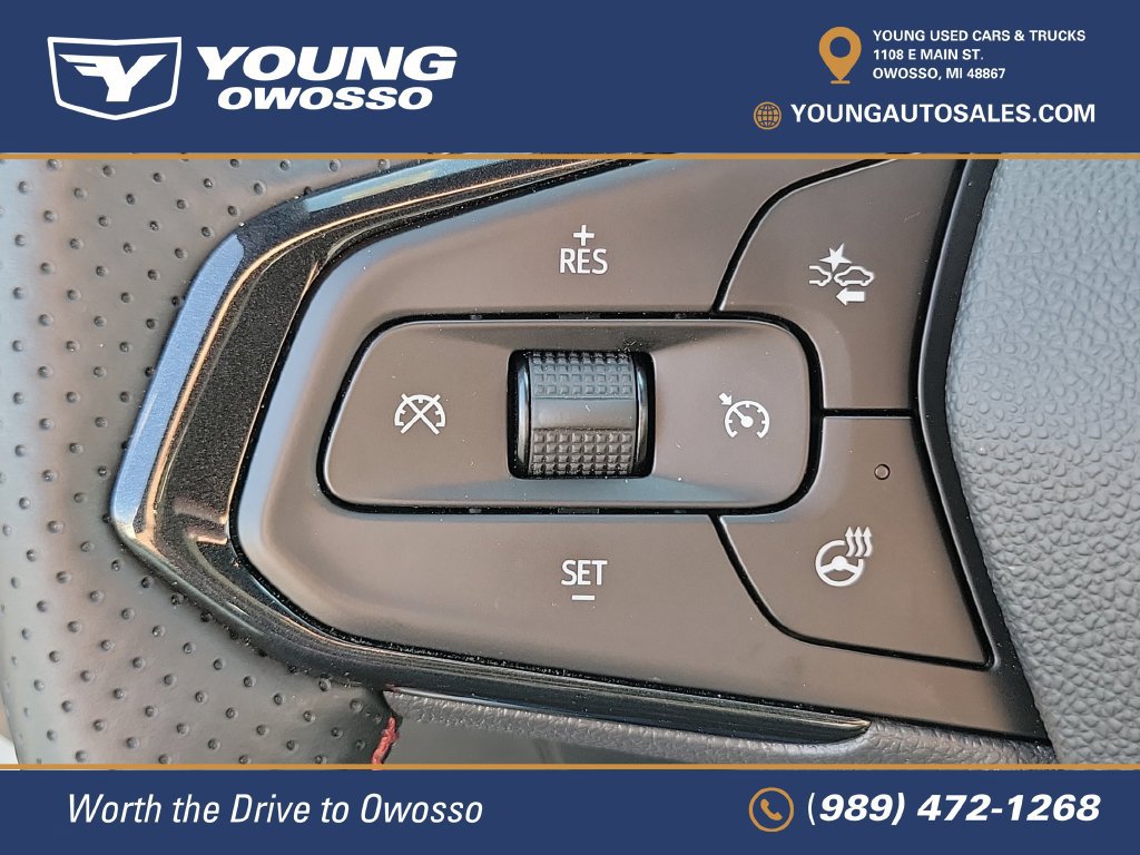 Used 2024 Chevrolet Trax RS w/ Driver Confidence Package FWD image 12