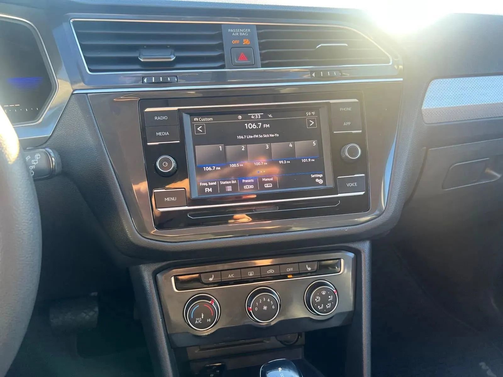 Used 2022 Volkswagen Tiguan S image 17