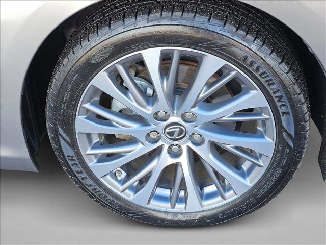 Used 2021 Lexus ES 250 w/ Premium Package image 24