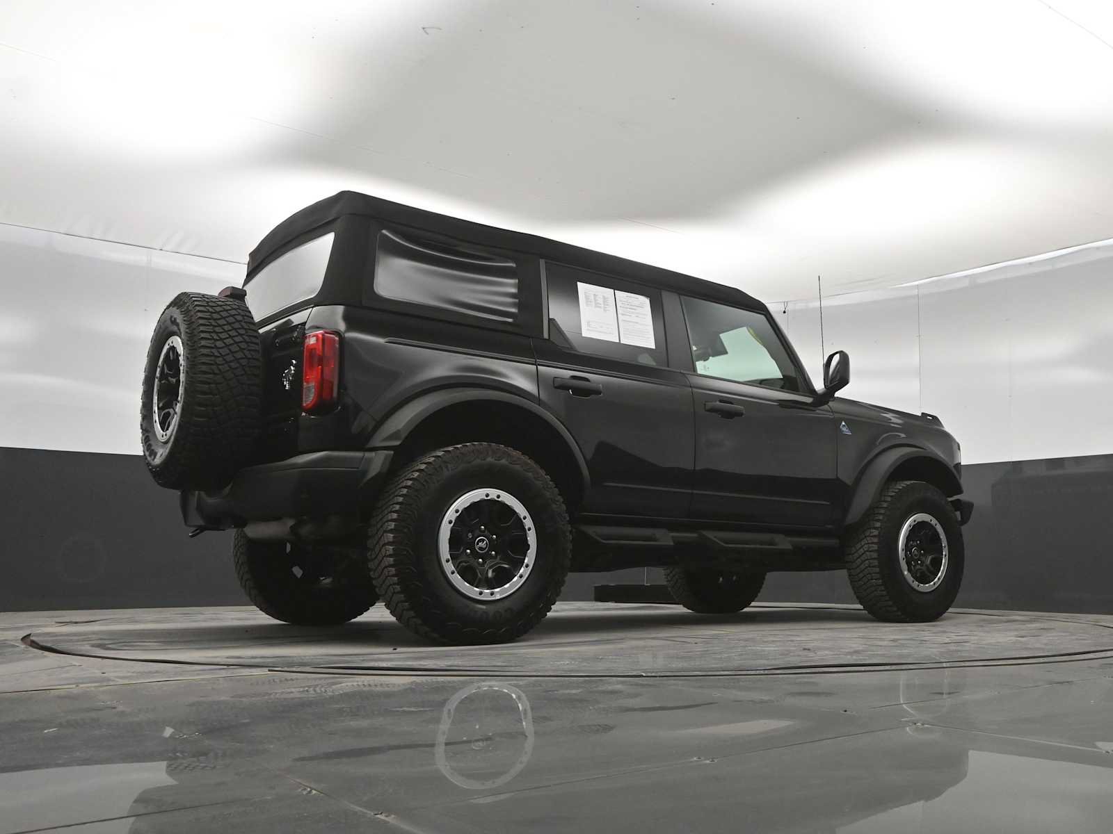Used 2024 Ford Bronco Black Diamond w/ Sasquatch Package AWD/4WD image 39