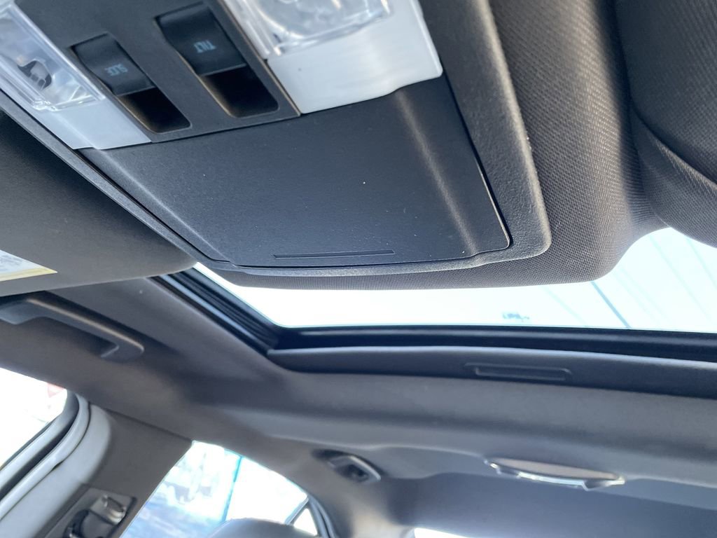 Used 2013 Ford Taurus SHO image 21