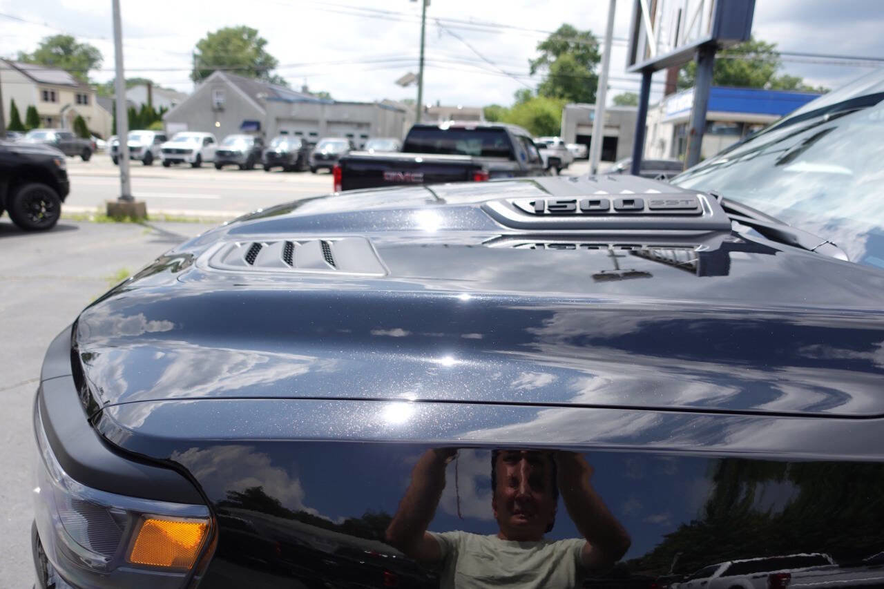 Used 2025 RAM 1500 Rebel image 8