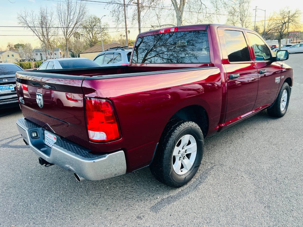 Used 2019 RAM 1500 Express w/ Express Value Package image 3