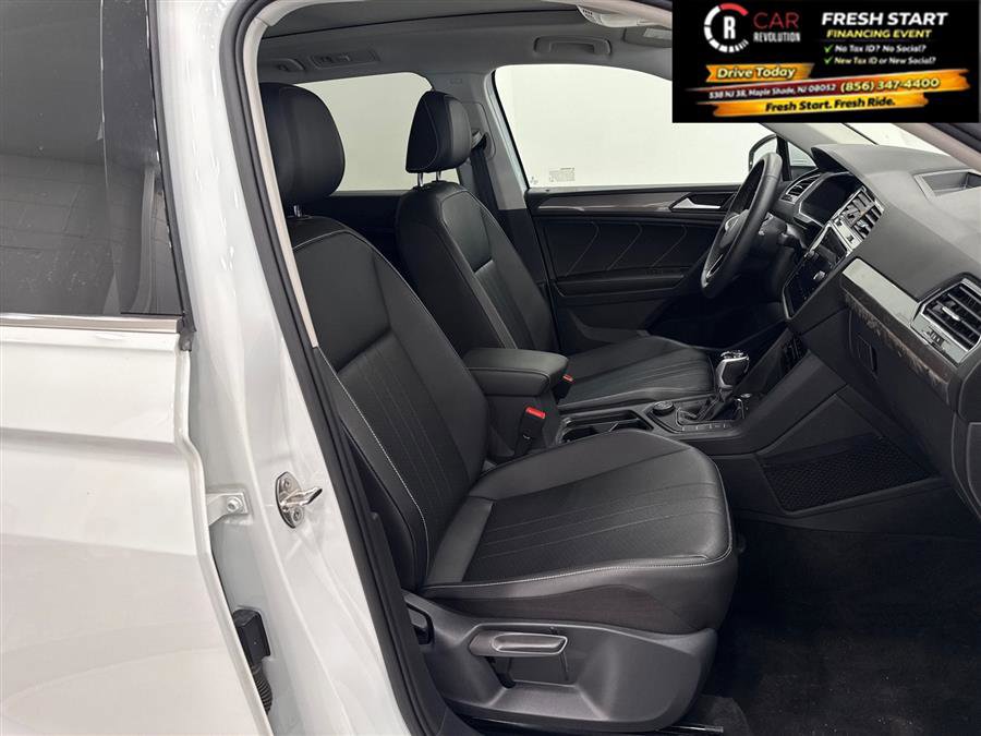 Used 2022 Volkswagen Tiguan SE image 70