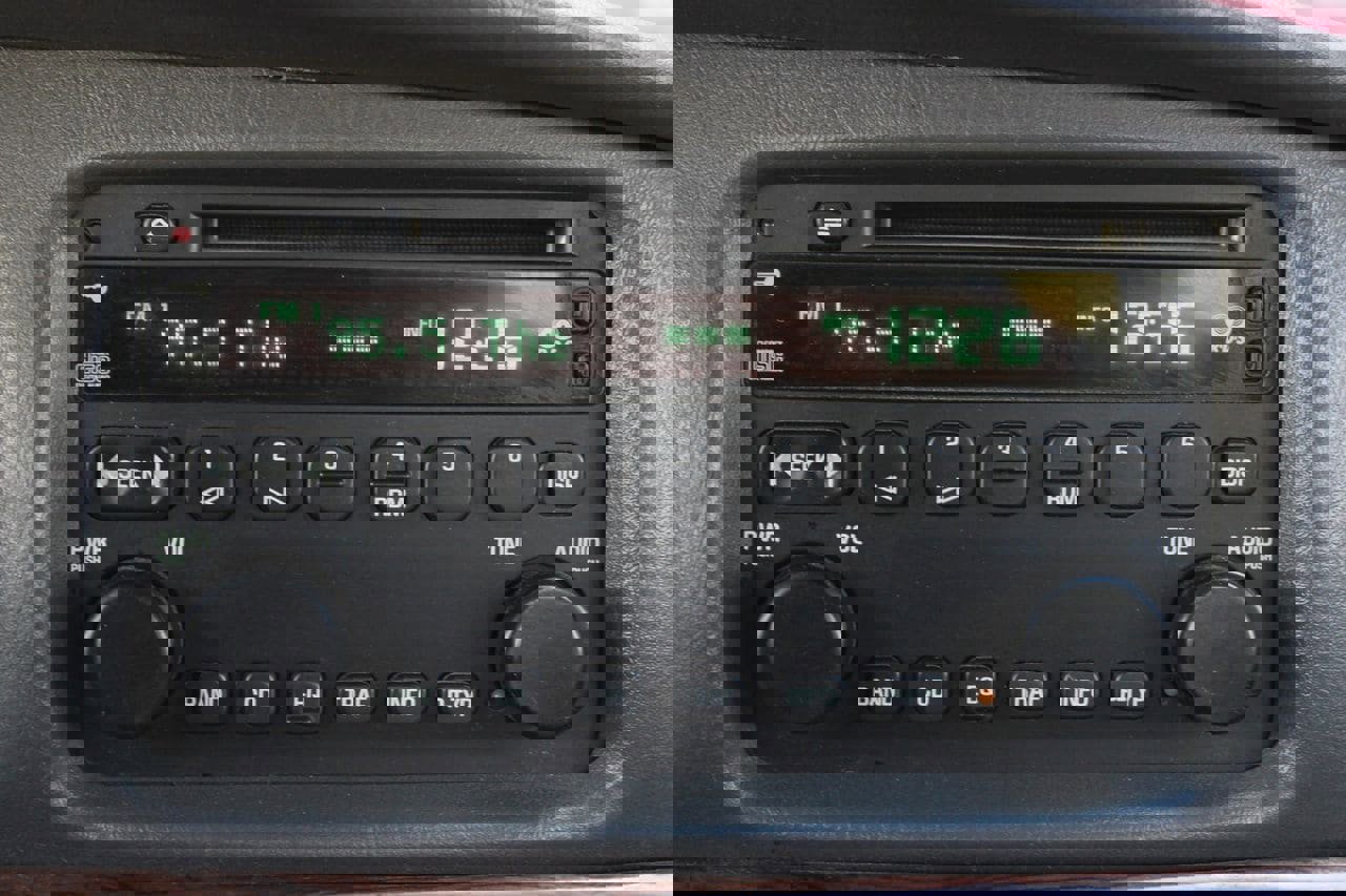 Used 2005 Buick Le Sabre Custom image 13