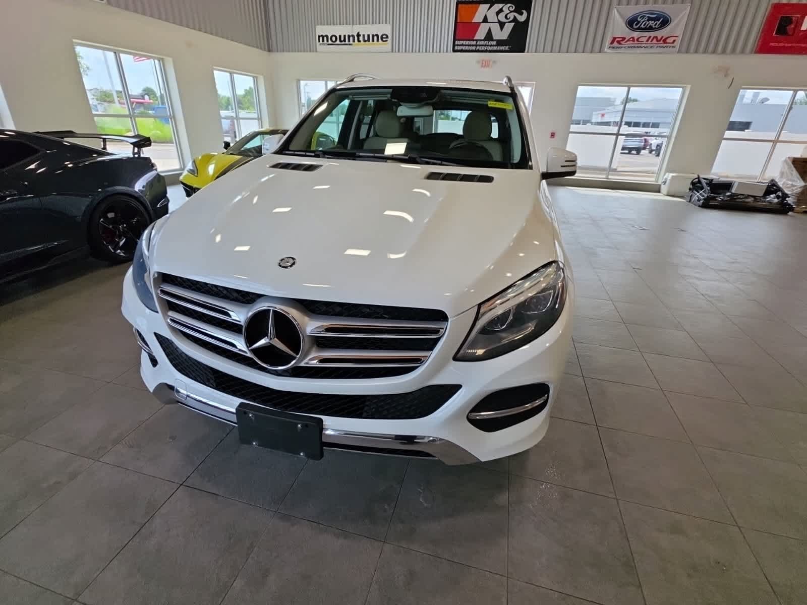 Used 2016 Mercedes-Benz GLE 350 4MATIC image 2